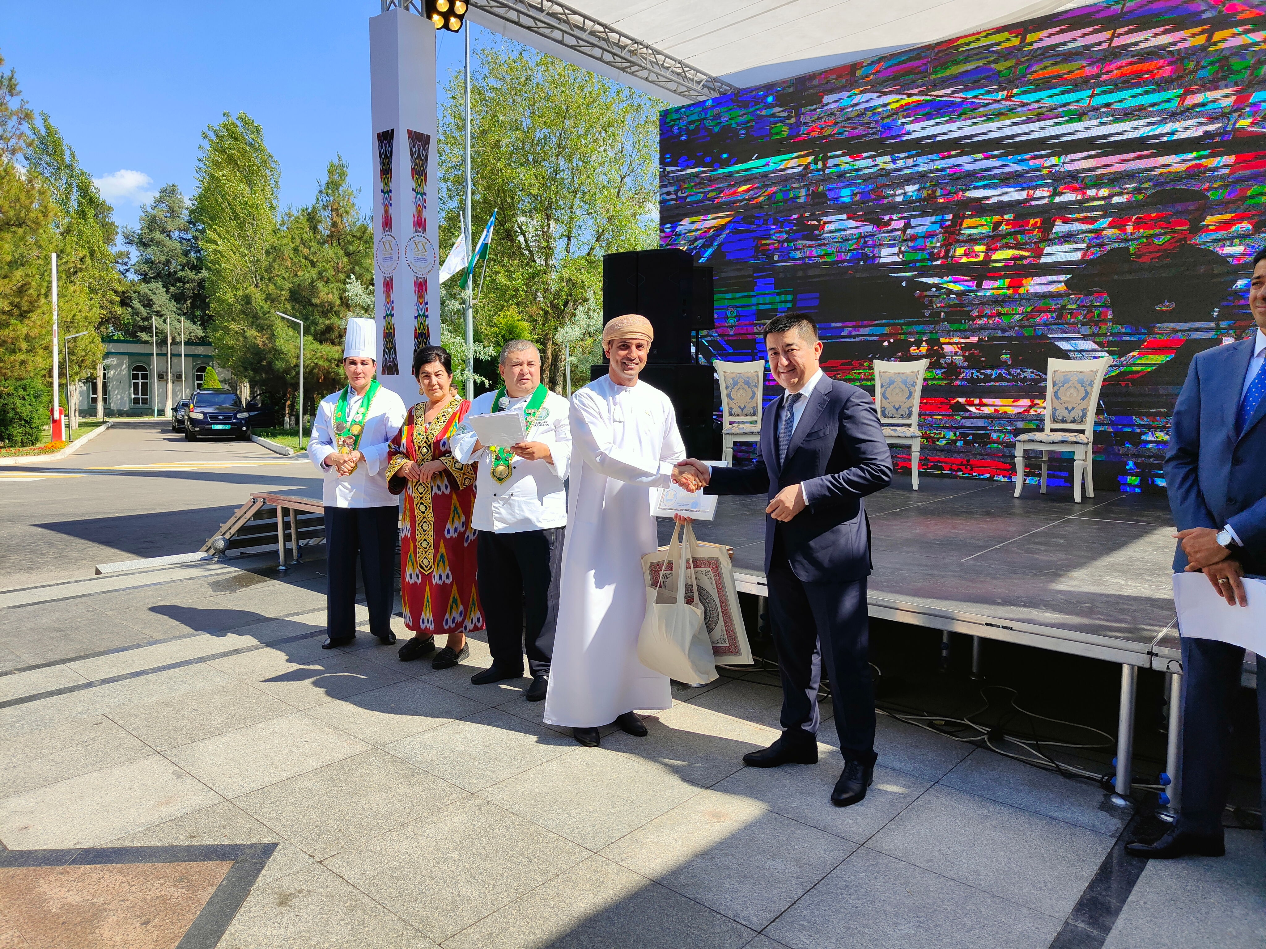XX madaniy an'analar va milliy taomlar Festivali